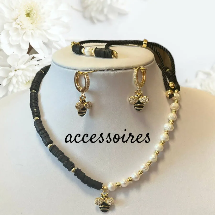 Accessoires by Madeleine Handmade Jewelry High Quality Freshwater Pearls Goldplated Items “