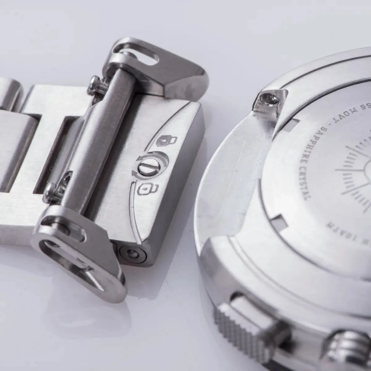 CR-01 - Chrono Watch | Metal Bracelet & Micro Adjustment Bundle